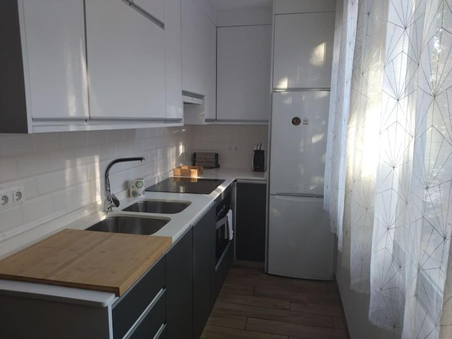 Bonito Piso Recien Reformado Con Zona De Parking Appartement Almuñécar Buitenkant foto